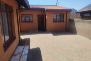 House in Sebokeng to let